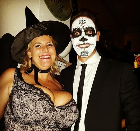 Laura Leonardi ポルノスター 素敵 写真