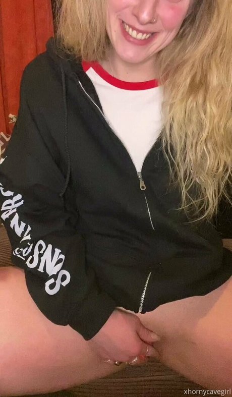 双子のOnlyFans セクシーヌード 画像