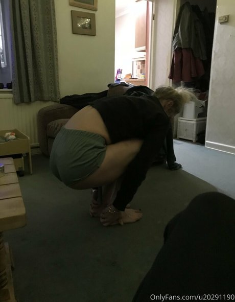 バイセクシャルカップルのOnlyFans セクシーxxx 写真