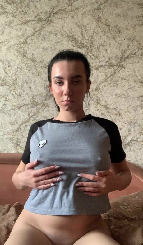 大きな乳首OnlyFans ホットセックス 画像