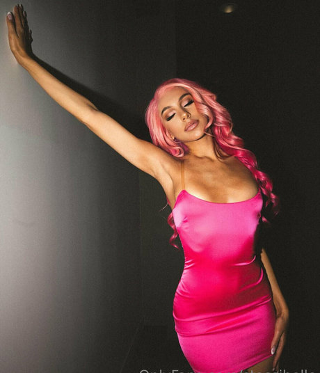 stassibelle ポルノスター 画像