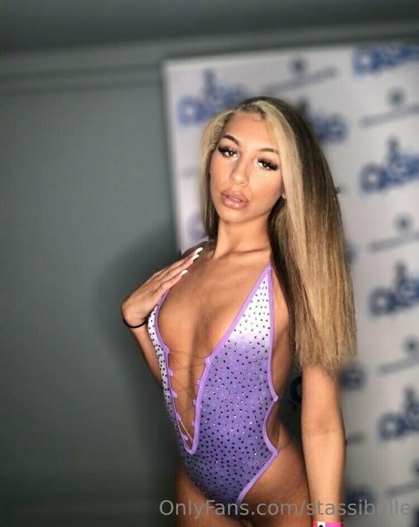 stassibelle 無料のポルノスター ギャラリー