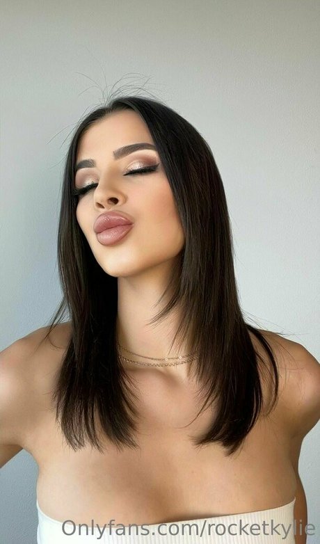 成熟した異人種間OnlyFans 美しいヌード 写真