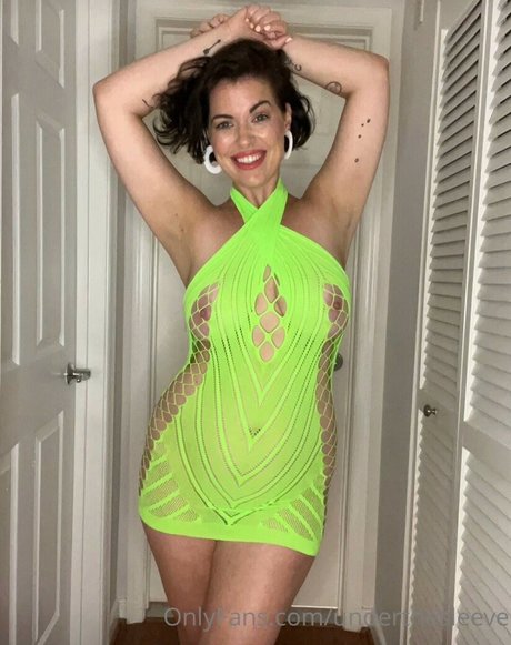 lipstickandlinernotes セクシーモデル 写真