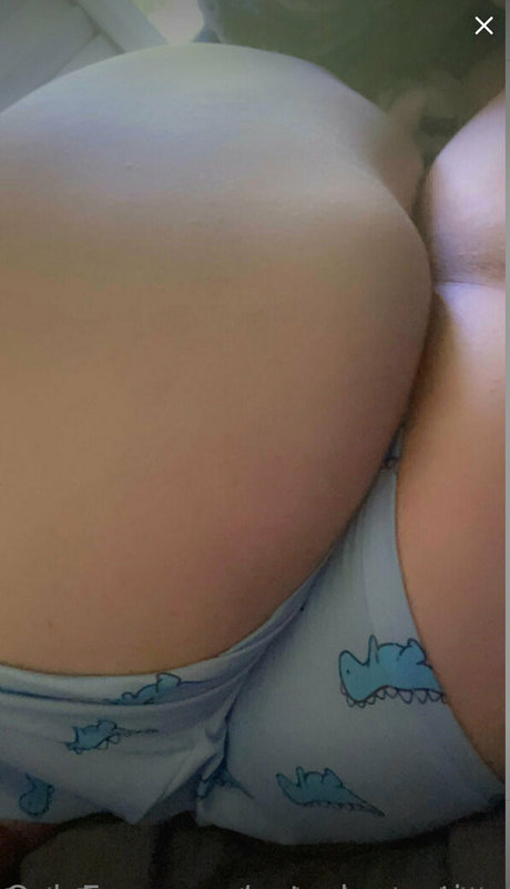 金髪の小柄なOnlyFans ベスト ギャラリー