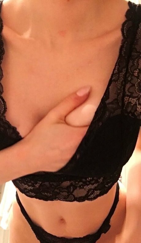 millemama ポルノスター ヌード 画像