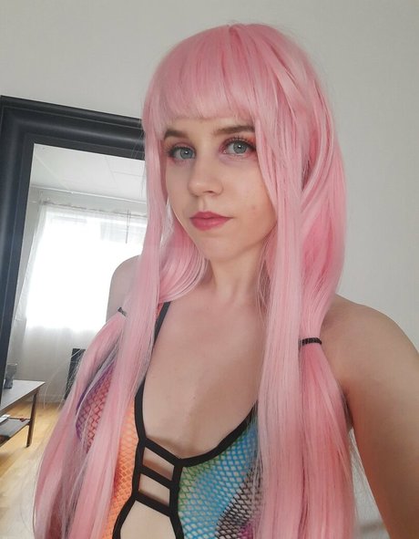 vampiie ヌードスター 写真