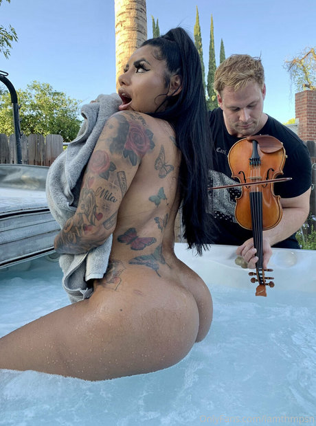 iamthmpsn ポルノスター xxx 写真