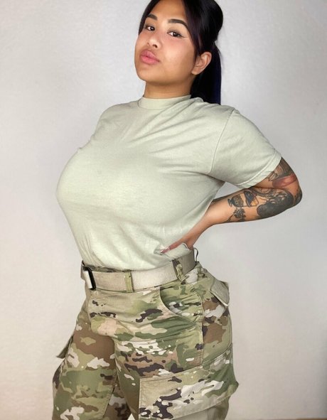 desireedeep アダルトスター ギャラリー