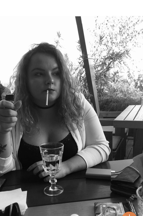 moniiquefox 完璧なポルノスター アーカイブ