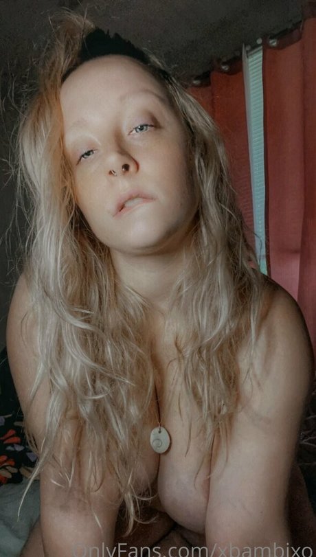 xbambixo トップモデル 写真