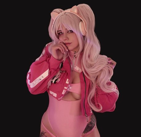 Dolchstosss アート女優 写真