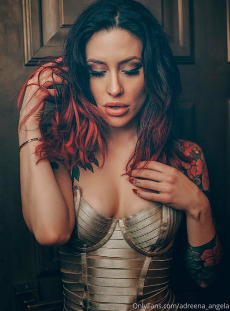 Adreena Angela 可愛いモデル 写真