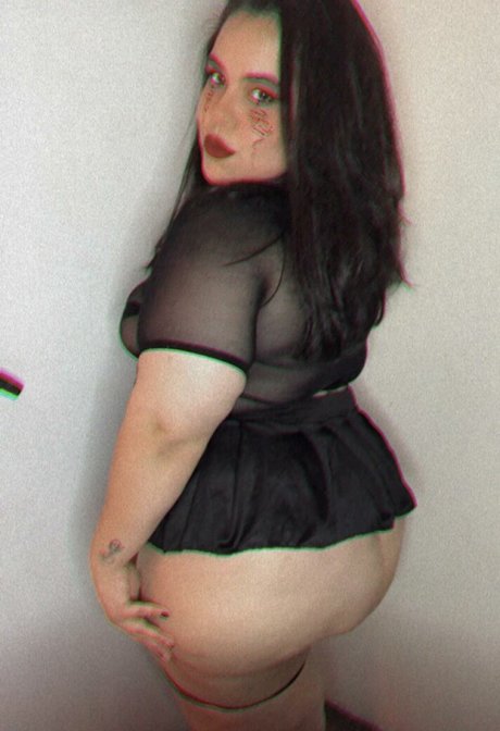 Goddes Nini ポルノスター HD 画像