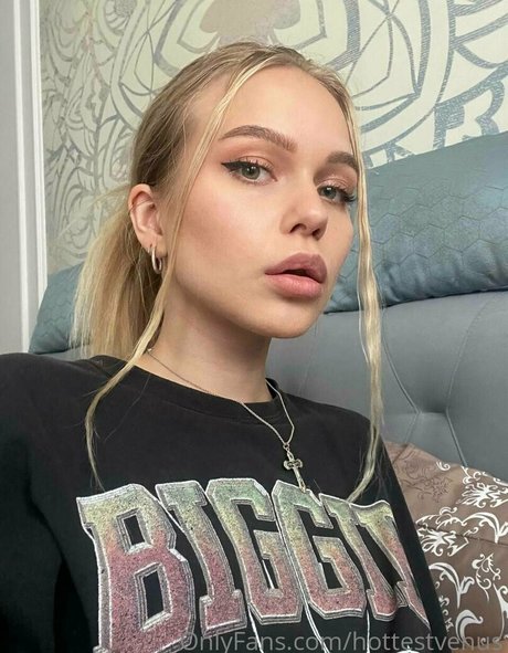 ティーンのおっぱいOnlyFans アダルト 写真