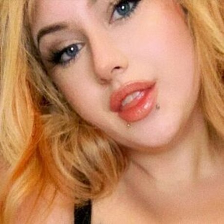 コスプレ フェムボーイ オンリーファンズ ホットセクシー ギャラリー