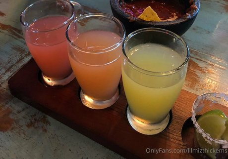 lilmizthickems トップポルノスター 写真