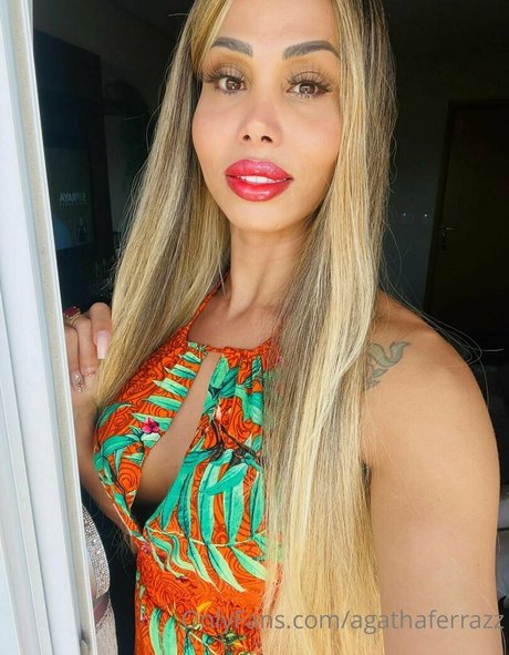 agathaferrazz HDポルノスター 写真