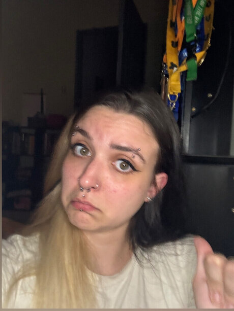 Emily Stasick 高品質のスター アーカイブ