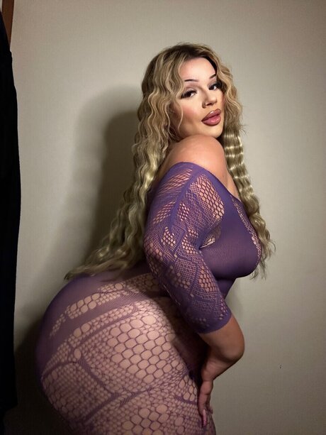 Niqu_ ホットなモデル 写真