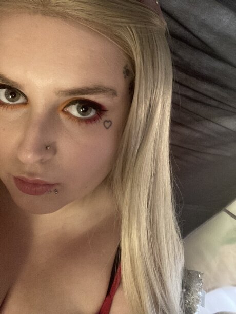 Lacey Bliss かわいいスター ギャラリー