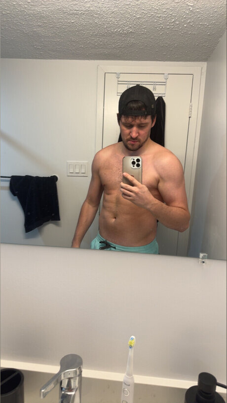 HockeyGuy3488 スター 裸 画像