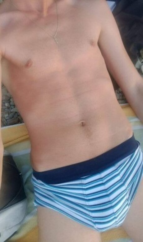 Luckydick2021 スター ヌード 画像