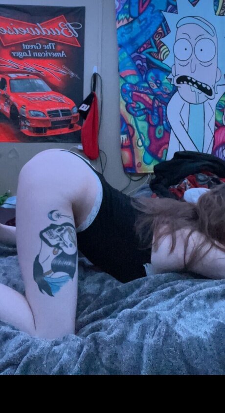 細身の巨乳OnlyFans ホットセクシー 画像