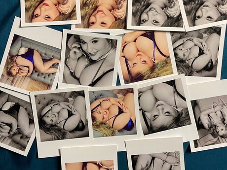 Mia Munuth エロティックなスター ギャラリー