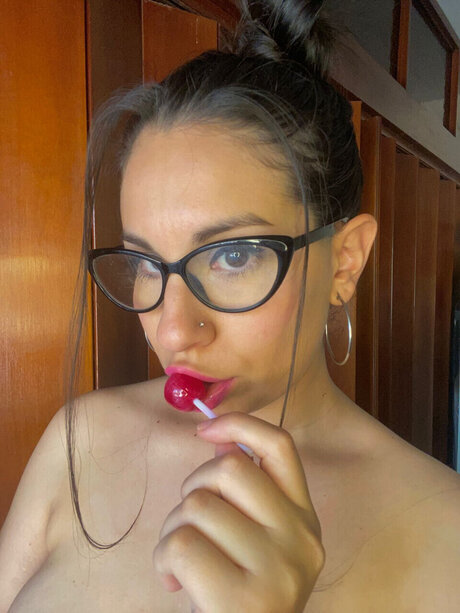 Nicol Castillo Sweet amp amp Not So Innocent_ 素敵な女優 写真