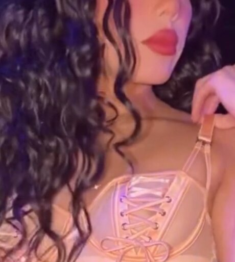 女子高生OnlyFans アダルト 写真