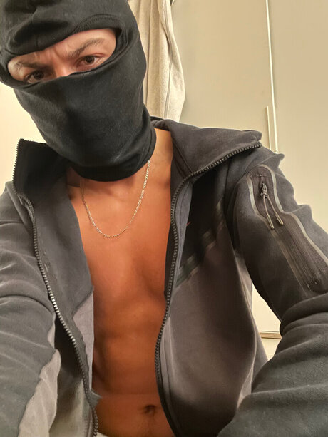 Lucas scally chav lad_ セクシーモデル ギャラリー