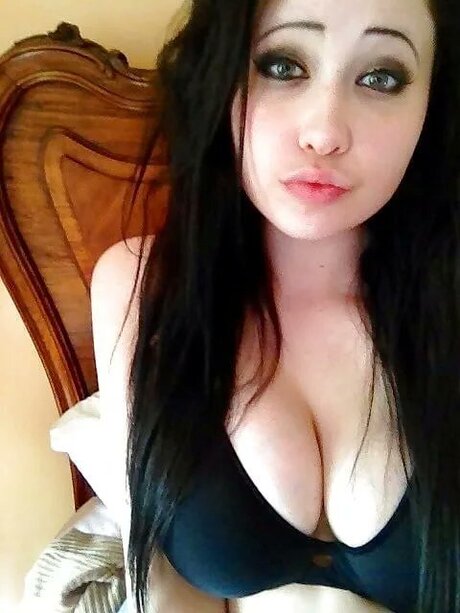 Georgina Mellor トップポルノスター 写真