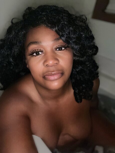 Goat5000 ポルノ女優 画像