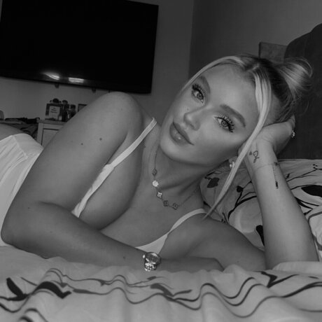 アマチュア潮吹きOnlyFans ポルノ 写真