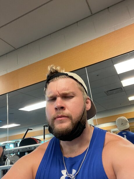 caleb gallo ポルノスター 画像