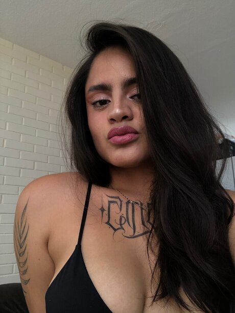 Monica L pez ポルノモデル 画像