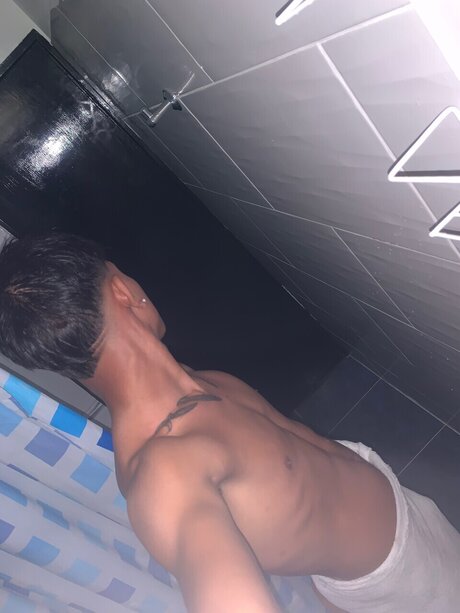 Angelo Ospino エロティックモデル 写真