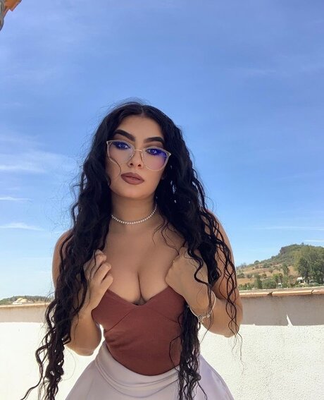 巨乳 射精 OnlyFans ホットポルノ 画像