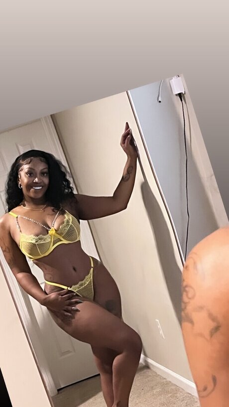 ExoticQueen 完璧なモデル 写真