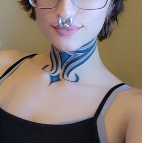 Plenia ポルノスター 写真