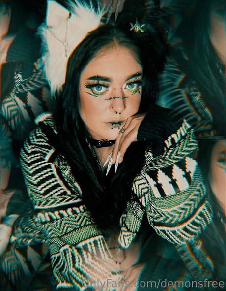 demonsfree ヌード女優 写真