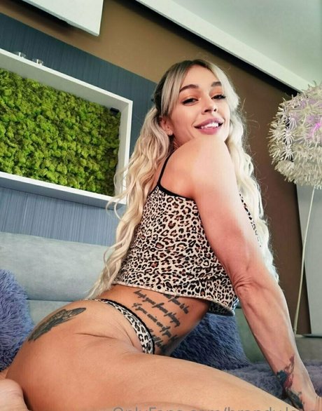 brandy love ポルノモデル 写真