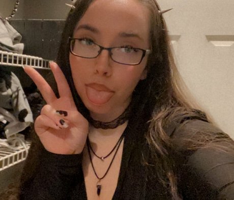 マッサージ動画 OnlyFans ヌード 画像