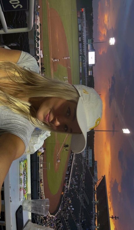 バレーボール OnlyFans セクシーヌード 写真