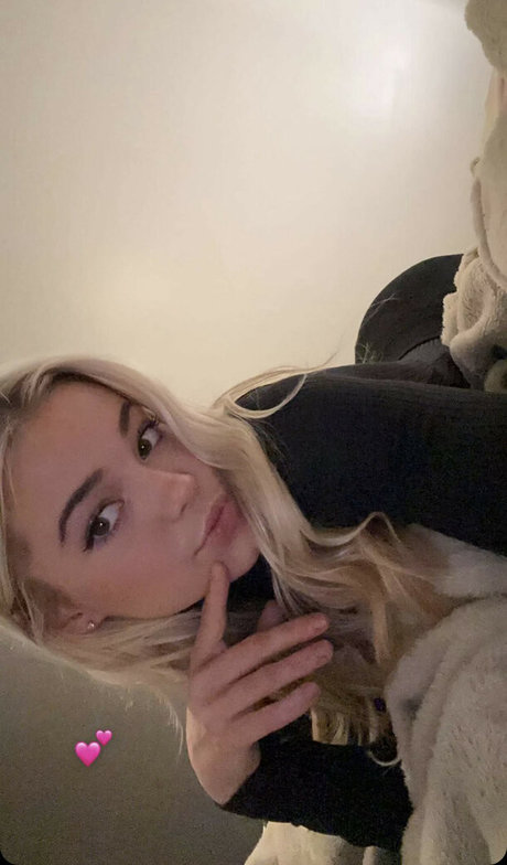 マッサージ動画 OnlyFans セクシー 画像