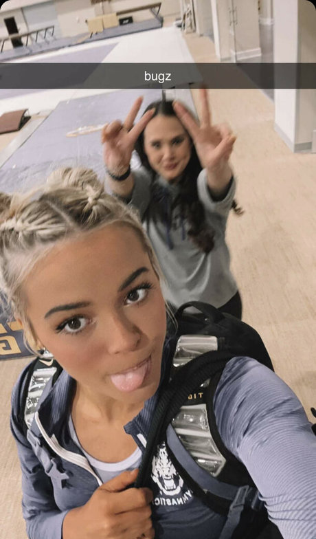 リップスオンリーファンズ 美しいxxx 写真