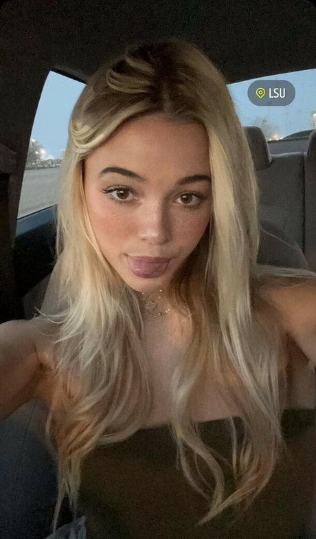 レズビアン ストラップオン OnlyFans アート裸 写真