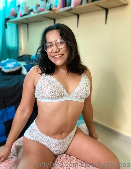 ぽっちゃり痴女OnlyFans セクシー 画像