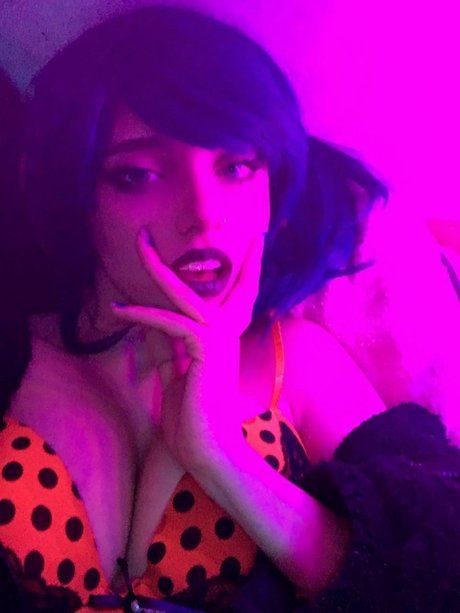 巨乳とお尻のOnlyFans 無料裸 写真